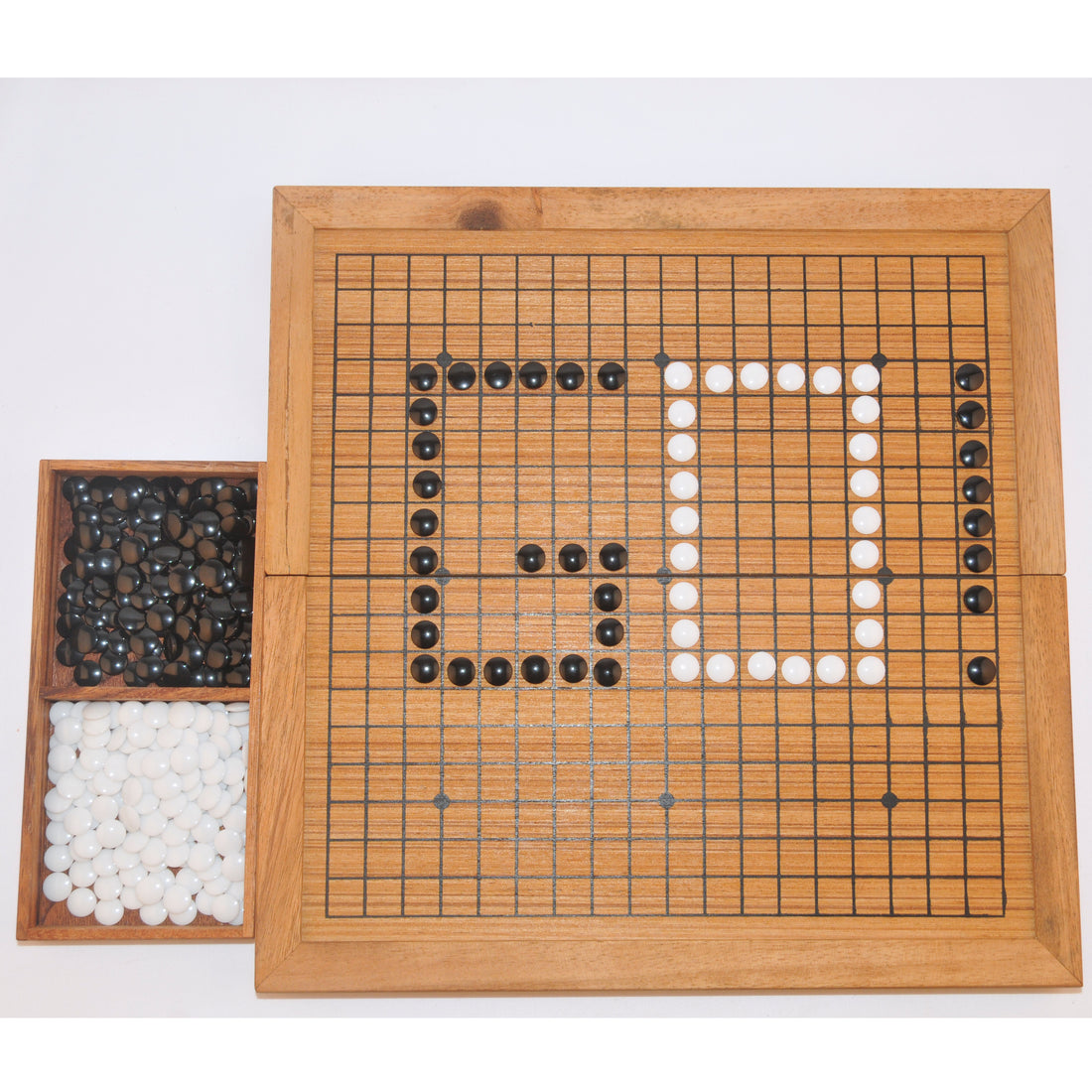 Le jeu de go : un jeu de stratégie millénaire