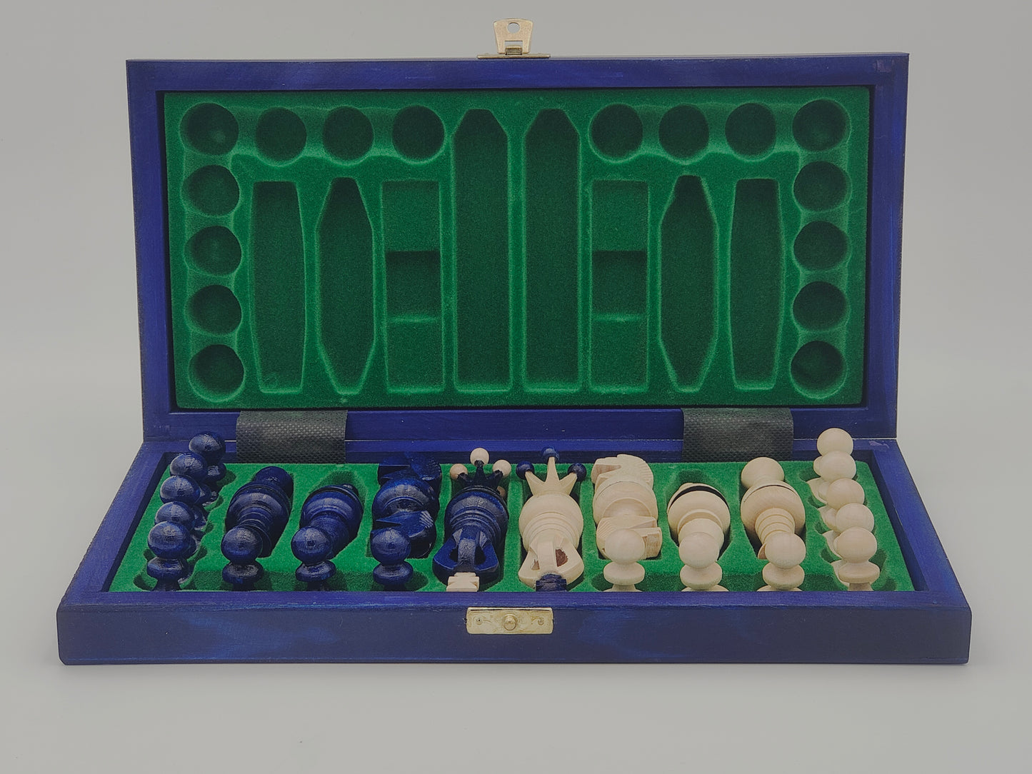 jeu d’échecs Touriste en bois pliable format voyage, stratégie et cadeau élégant