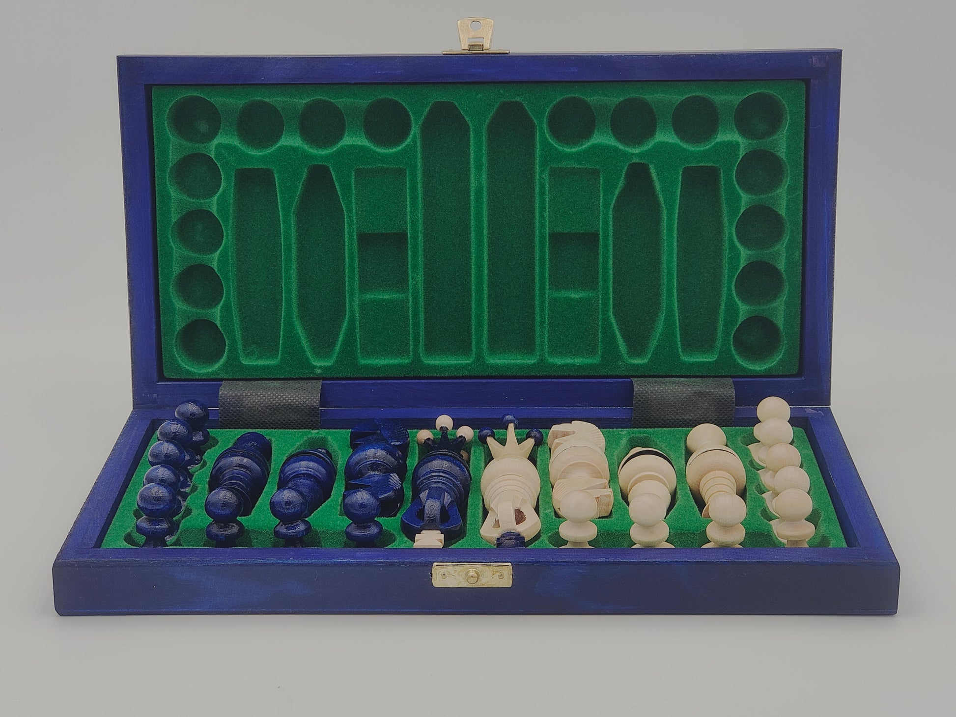 jeu d’échecs Touriste en bois pliable format voyage, stratégie et cadeau élégant