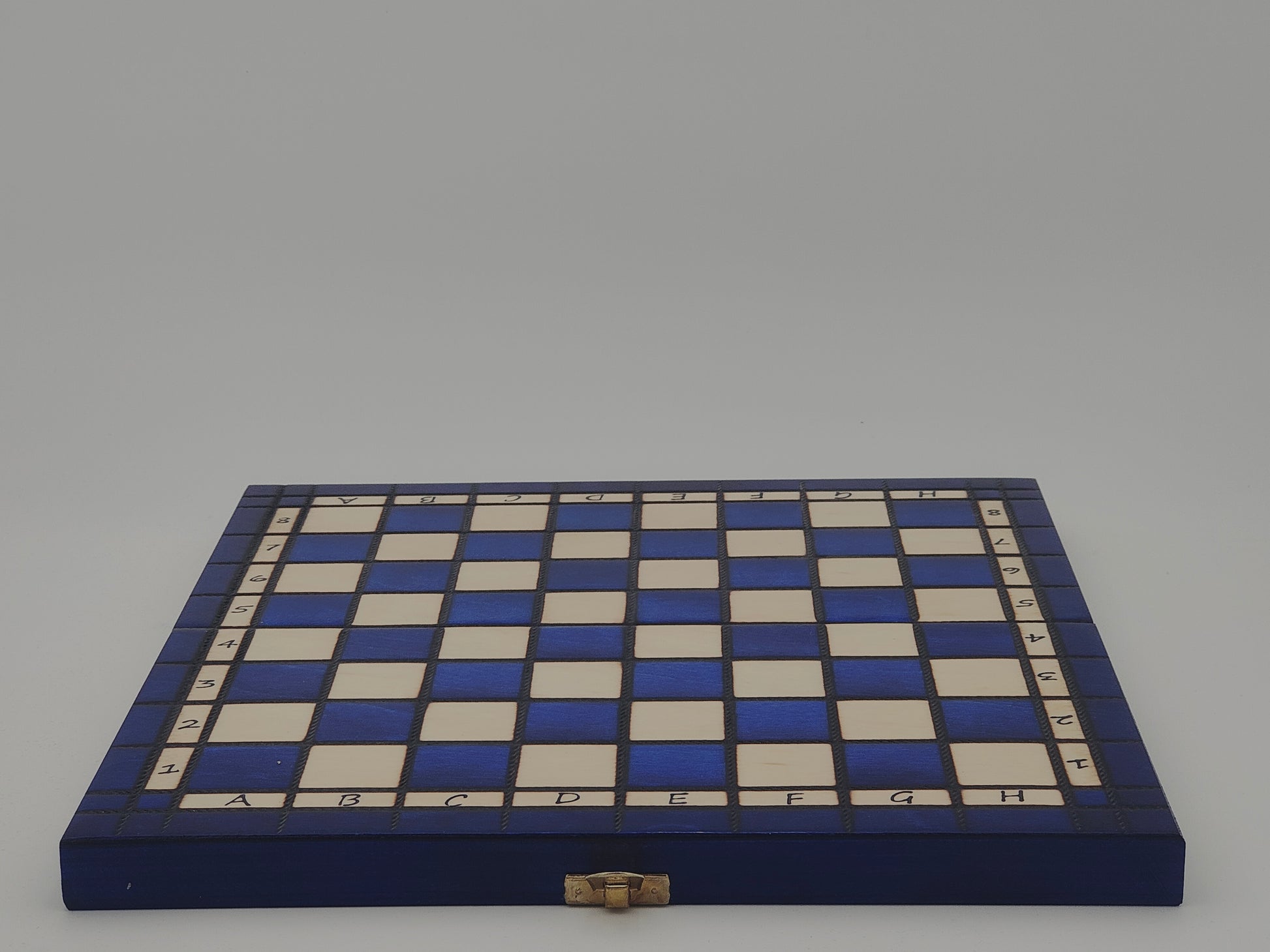 jeu d’échecs Touriste en bois pliable format voyage, stratégie et cadeau élégant