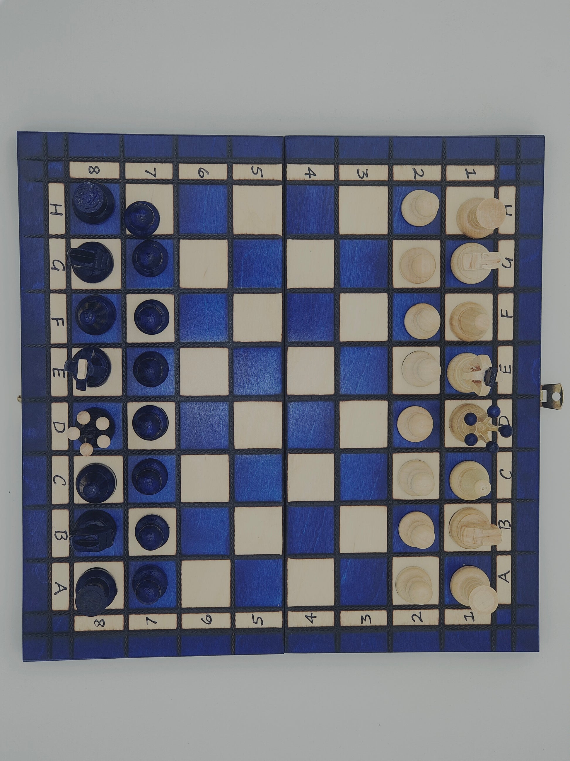 jeu d’échecs Touriste en bois pliable format voyage, stratégie et cadeau élégant