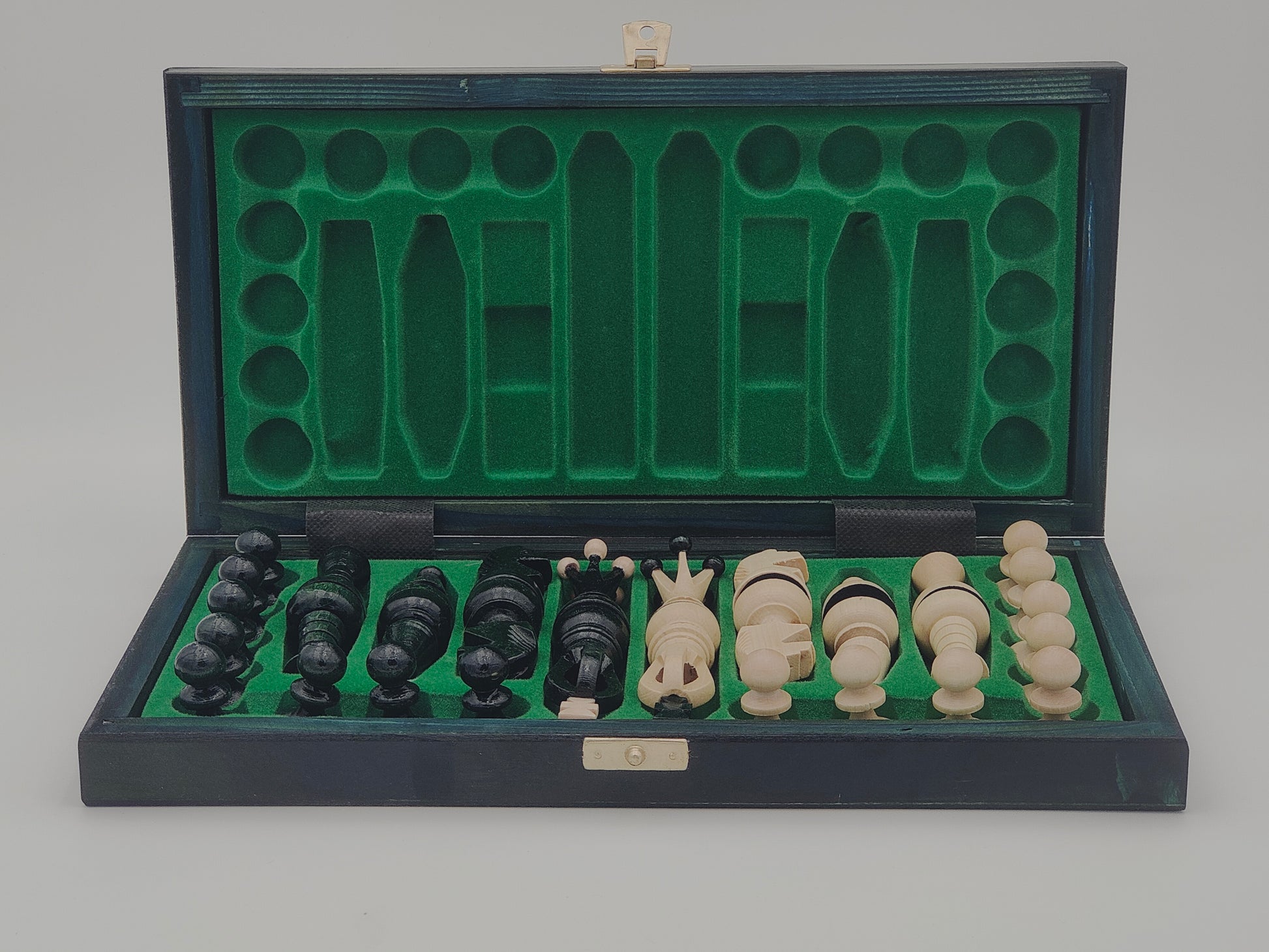 jeu d’échecs Touriste en bois pliable format voyage, stratégie et cadeau élégant