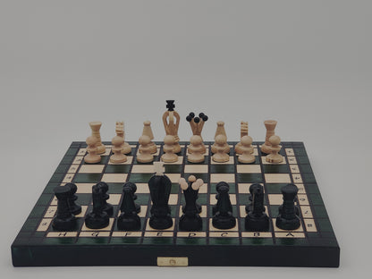 jeu d’échecs Touriste en bois pliable format voyage, stratégie et cadeau élégant