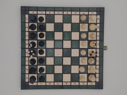 jeu d’échecs Touriste en bois pliable format voyage, stratégie et cadeau élégant