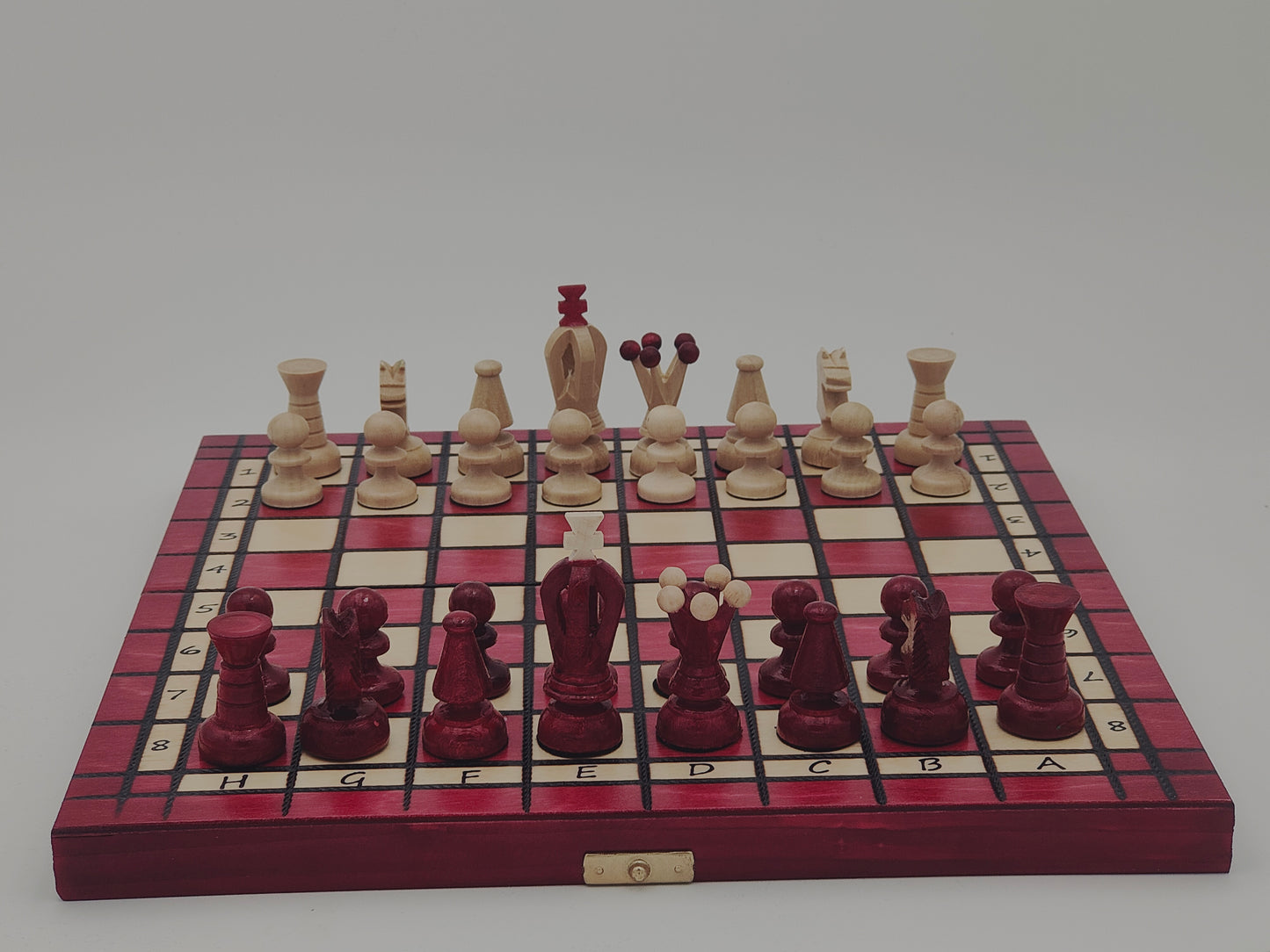 jeu d’échecs Touriste en bois pliable format voyage, stratégie et cadeau élégant