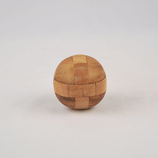 casse-tête ballon de foot en bois niveau 3, objet déco et cadeau pour amateur de sport