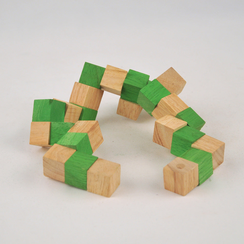 Cube serpent - Taille M casse-tête en bois niveau 3, défi logique ado adulte à partager
