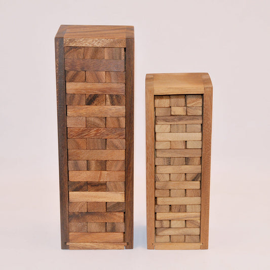 tour en bois type Jenga pour apéro et famille, jeu d’adresse convivial
